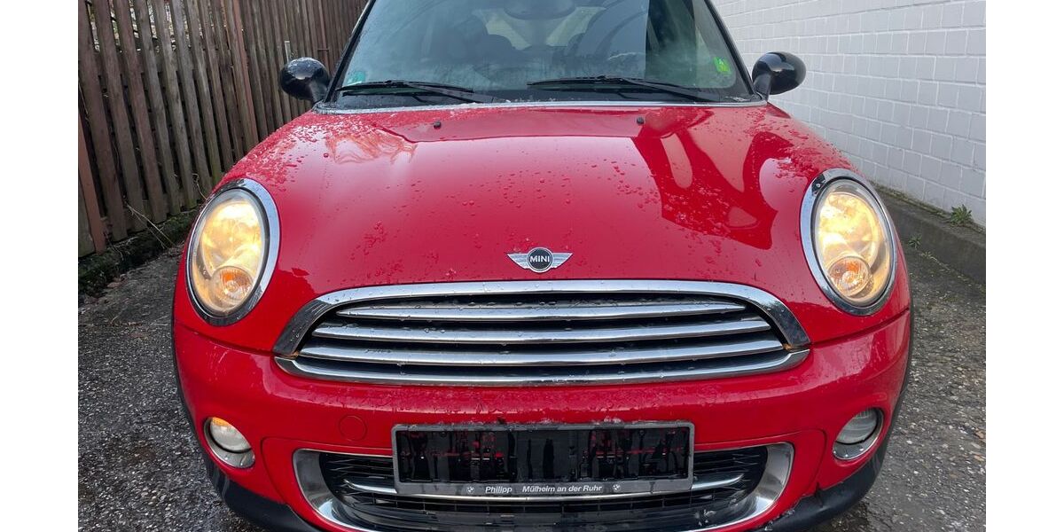 Mini Cooper Coupé 153.602 km 4.790 &euro; Neuss 41462