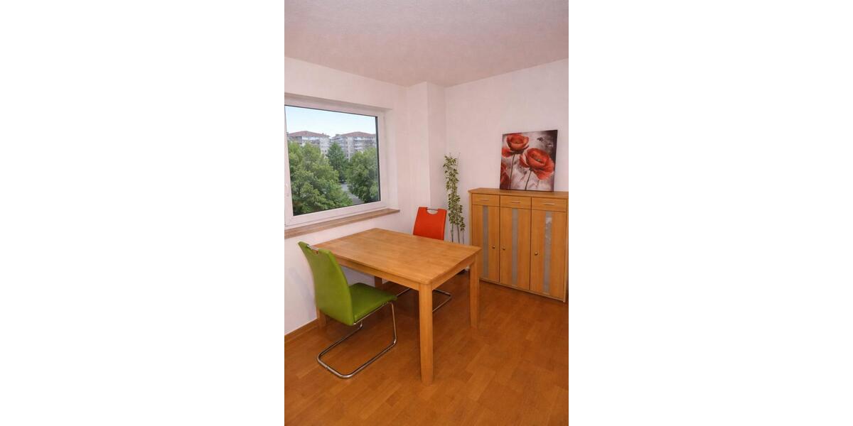 Dachgeschoßwohnung Mönchengladbach Süd - 2 Zimmer, 60 m&sup2;, 580&euro; | Angebot:26656189