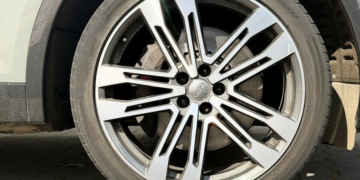 Audi SQ5 Quattro*Pano*HUD*Kamera*Airmatic 149.000 km 34.990 &euro; Mönchengladbach 41066