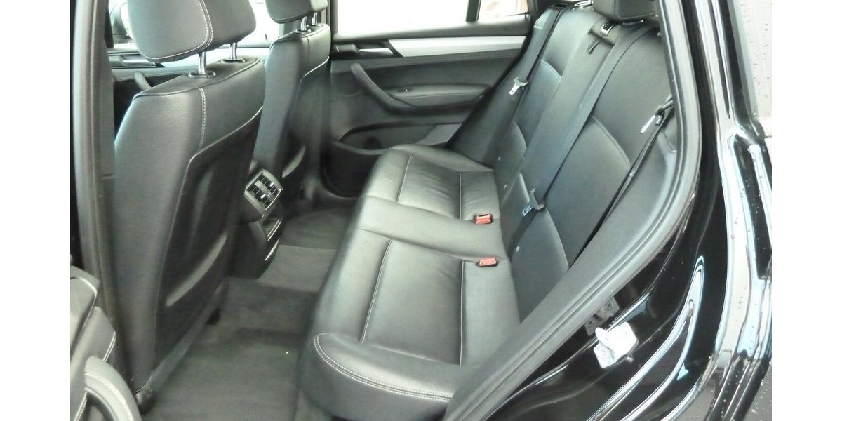 BMW X3 2.0 D x drive Autom. Pano Leder Lachschäden 313.000 km 8.700 &euro; Ratingen 40885