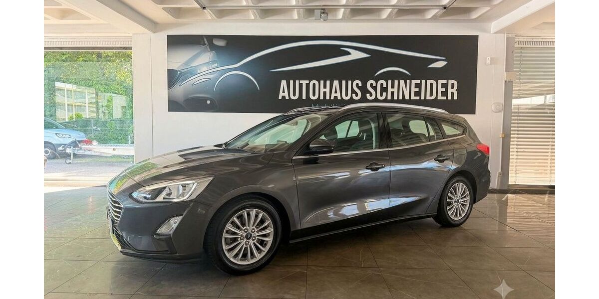 Ford Focus 90.046 km 12.490 &euro; Ratingen 40880