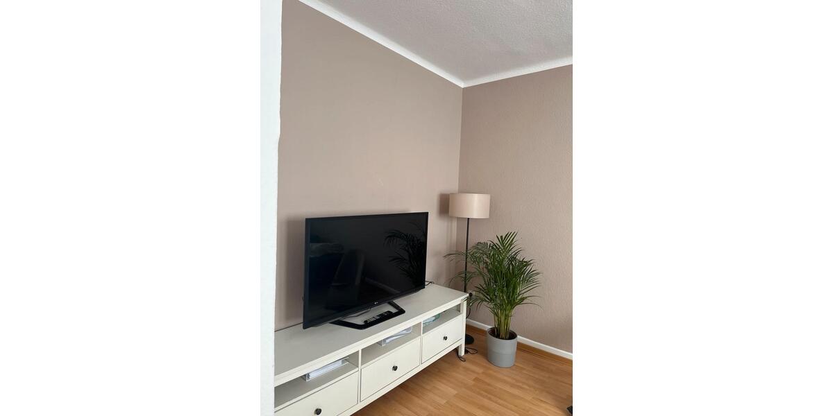 Erdgeschoßwohnung Krefeld - 2 Zimmer, 60 m&sup2;, 585&euro; | Angebot:26662633