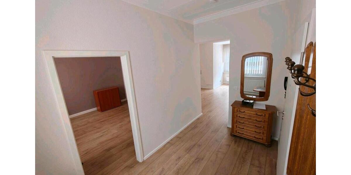 Erdgeschoßwohnung Duisburg Essenberg - 3 Zimmer, 89 m&sup2;, 715&euro; | Angebot:26613519