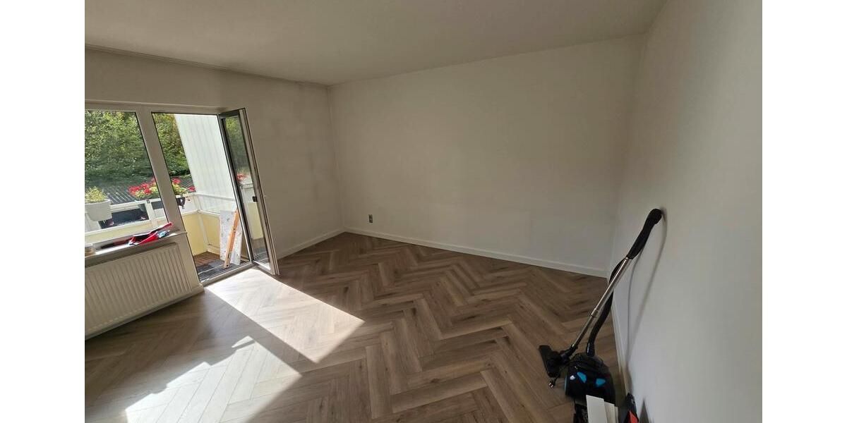 Etagenwohnung Krefeld Dießem - 4 Zimmer, 84 m&sup2;, 1.100&euro; | Angebot:27625920