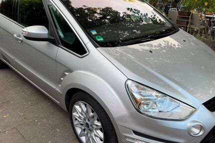 Ford S-Max 87.000 km 8.999 &euro; Kamp-Lintfort 47475