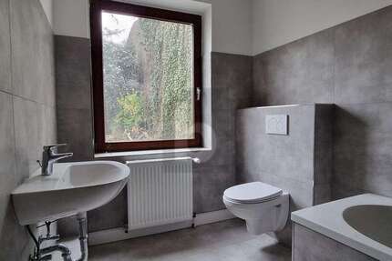 Haus Mülheim an der Ruhr Broich - 11 Zimmer, 217 m&sup2;, 449.000&euro; | Angebot:25824011