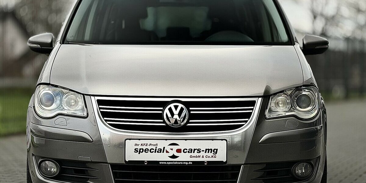 VW Touran R-Line / Leder / 7Sitze / 1.Hd / Navi 125.000 km 11.900 &euro; Mönchengladbach 41066