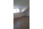 Dachgeschoßwohnung Krefeld - 2 Zimmer, 62 m&sup2;, 500&euro; | Angebot:25784079
