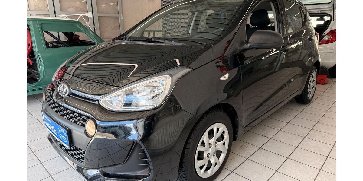 Hyundai i10 29.769 km 8.999 &euro; Grefrath-Oedt 47929