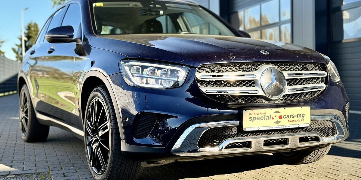 Mercedes-Benz GLC 220 d 4Matic / 1.Hd / MBUX / Kamera / Leder 99.000 km 32.490 &euro; Mönchengladbach 41066