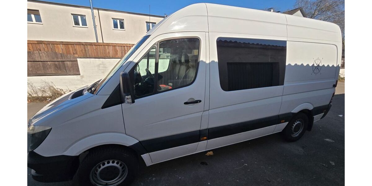 Mercedes-Benz Sprinter 423.644 km 12.550 &euro; Duisburg 47138