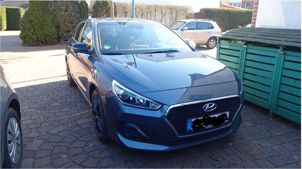 Hyundai i30 76.000 km 13.999 &euro; Duisburg 47239