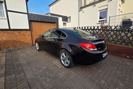 Opel Insignia 300.000 km 5.000 &euro; Kaarst 41564