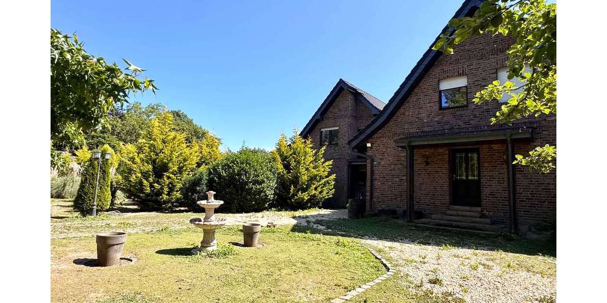 Einfamilienhaus Grefrath - 8 Zimmer, 229 m&sup2;, 1.329.000&euro; | Angebot:24747011