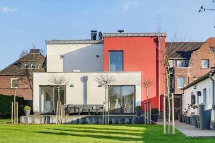 Haus Moers Rheinkamp - 7 Zimmer, 239 m&sup2;, 649.000&euro; | Angebot:26001187