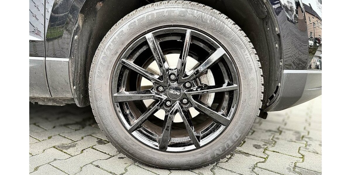 Skoda Karoq Clever/ Kamera / Virtual Cockpit / Keyless 36.000 km 25.400 &euro; Mönchengladbach 41066