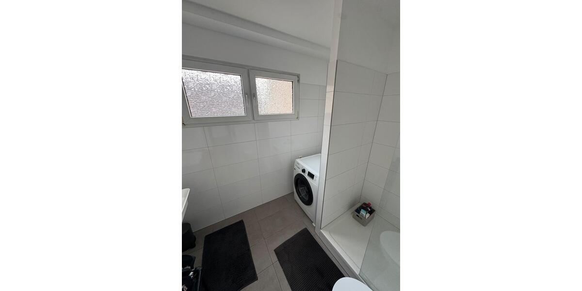 Etagenwohnung Düsseldorf Stadtbezirk 3 - 1 Zimmer, 23 m&sup2;, 600&euro; | Angebot:25972352