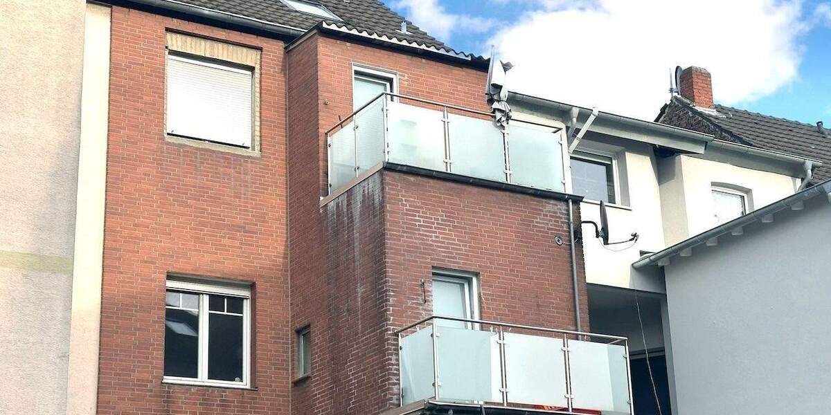 Mehrfamilienhaus, Wohnhaus Neuss Norf - 6 Zimmer, 156 m&sup2;, 398.000&euro; | Angebot:25687678