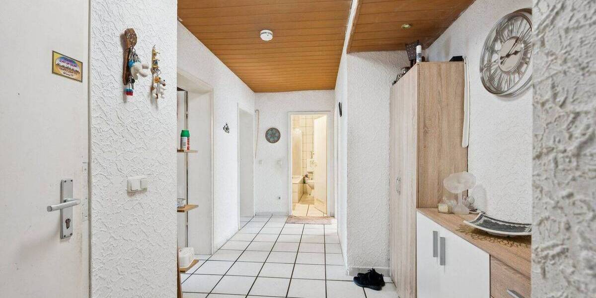 Etagenwohnung Mönchengladbach Rheydt-West - 5 Zimmer, 118 m&sup2;, 175.000&euro; | Angebot:26641778
