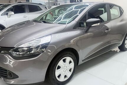 Renault Clio 115.000 km 6.000 &euro; Grevenbroich 41515