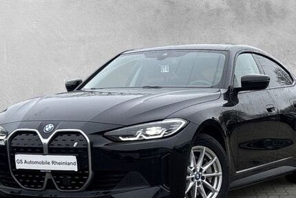 BMW i4 29.984 km 39.900 &euro; Krefeld 47809