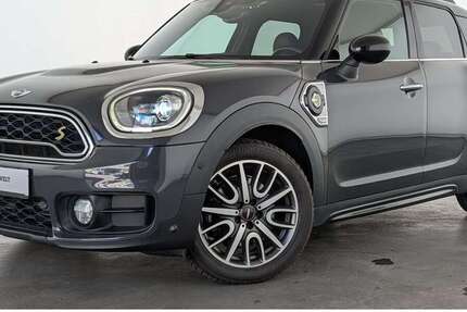 Mini Cooper SE Countryman 94.020 km 15.960 &euro; Düsseldorf 40599