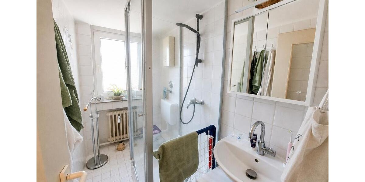 Etagenwohnung Krefeld Dießem - 1 Zimmer, 25 m&sup2;, 290&euro; | Angebot:26423998