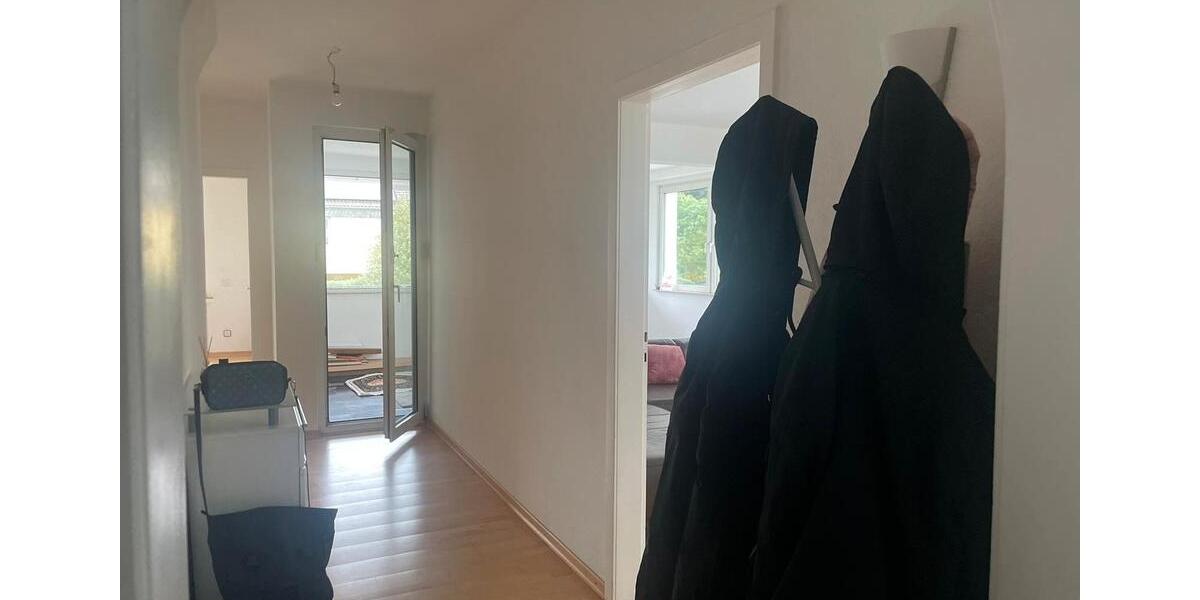 Etagenwohnung Ratingen Tiefenbroich - 3 Zimmer, 105 m&sup2;, 1.100&euro; | Angebot:26532618