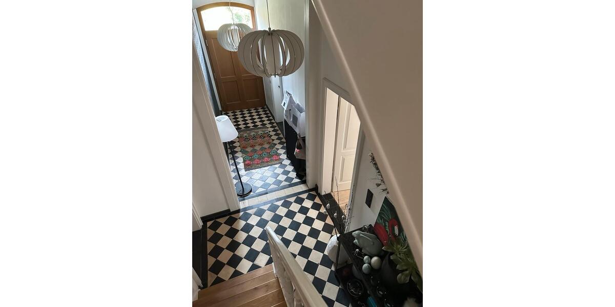 Einfamilienhaus Mönchengladbach West - 7 Zimmer, 290 m&sup2;, 3.360&euro; | Angebot:26126569