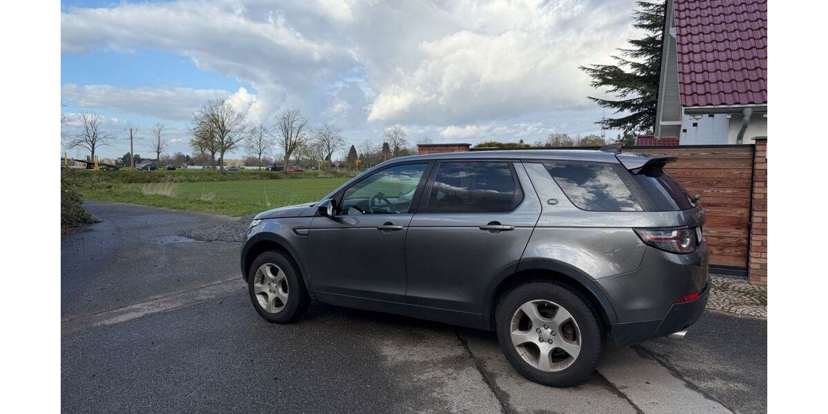 Land Rover Discovery Sport 152.000 km 9.800 &euro; Tönisvorst 47918