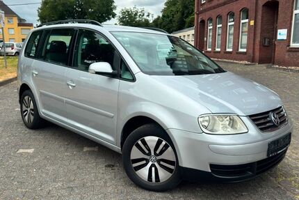 VW Touran 229.913 km 3.990 &euro; Mönchengladbach 41063