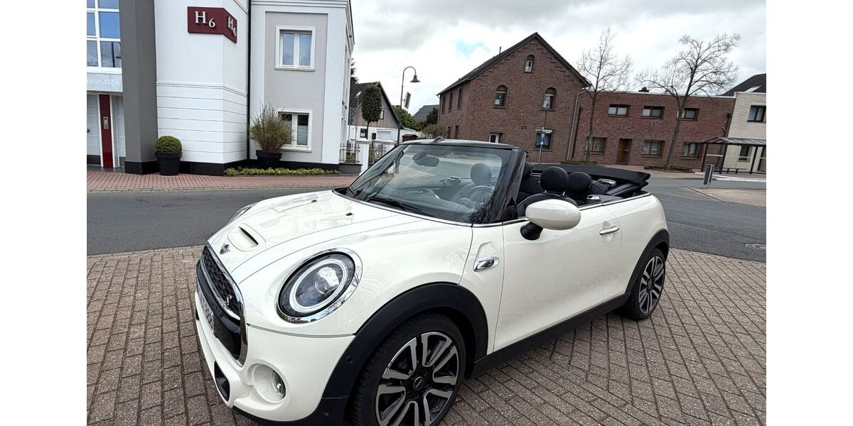 Mini Cooper S Cabrio 65.900 km 21.850 &euro; Kempen 47906