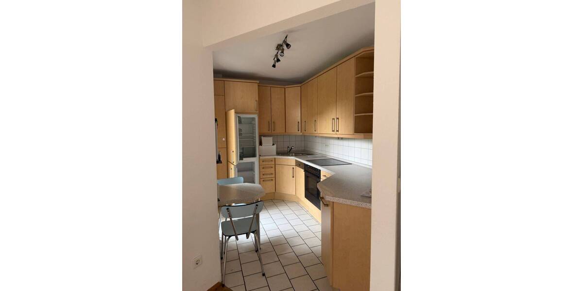 Etagenwohnung Duisburg Neudorf-Süd - 2 Zimmer, 72 m&sup2;, 730&euro; | Angebot:26834217