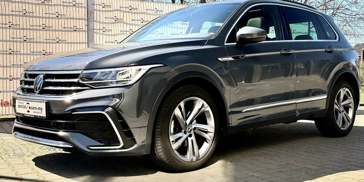 VW Tiguan R-Line / Pano / Kamera / KeylessGO 29.000 km 40.990 &euro; Mönchengladbach 41066