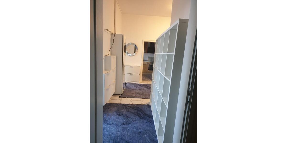 Etagenwohnung Krefeld Benrad - 4 Zimmer, 100 m&sup2;, 1.300&euro; | Angebot:25874620