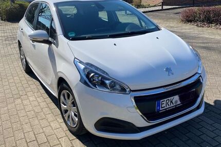Peugeot 208 27.800 km 10.998 &euro; Erkelenz 41812