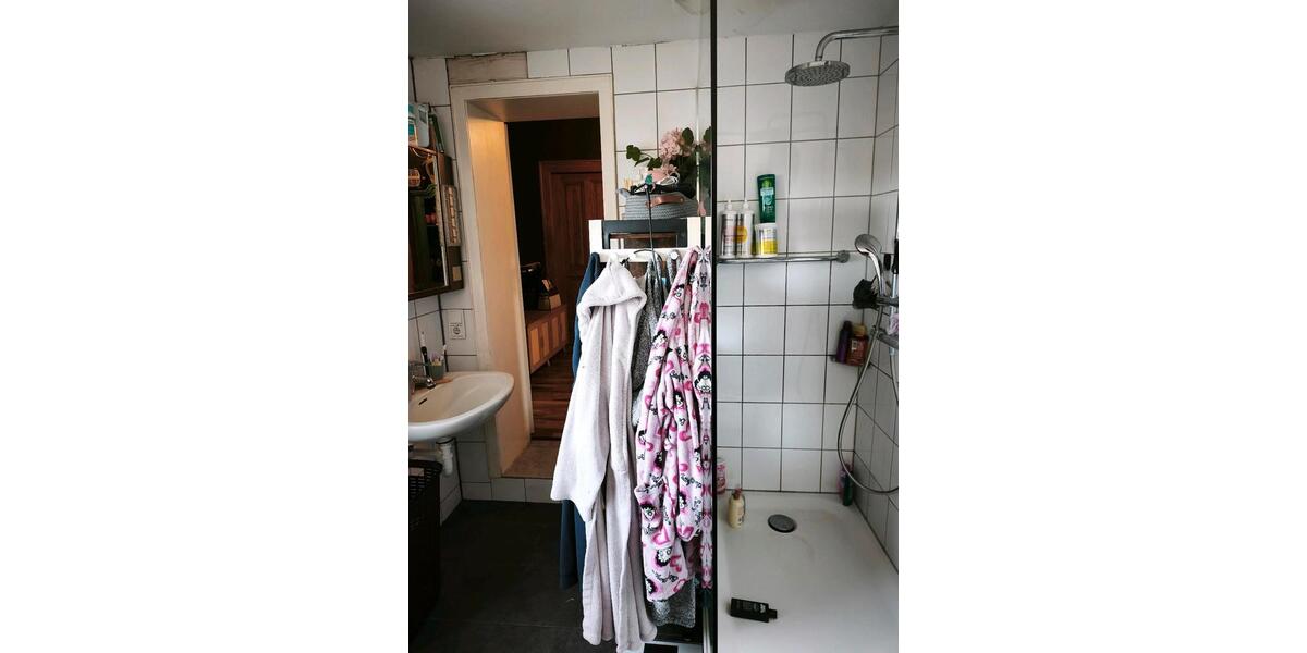 Bauernhaus, Landhaus Jüchen - 4 Zimmer, 128 m&sup2;, 1.000&euro; | Angebot:27615058