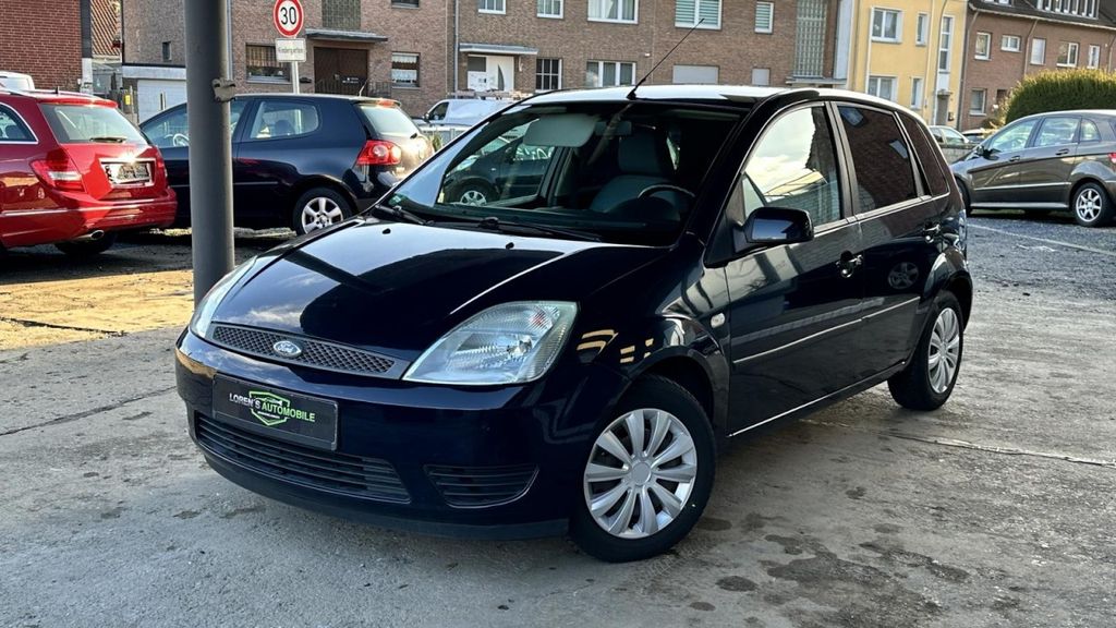 Ford Fiesta 124.550 km 2.590 &euro; Mönchengladbach 41238