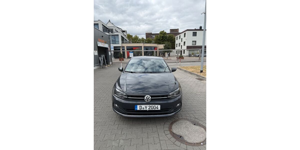 VW Polo 89.500 km 11.900 &euro; Düsseldorf 40239