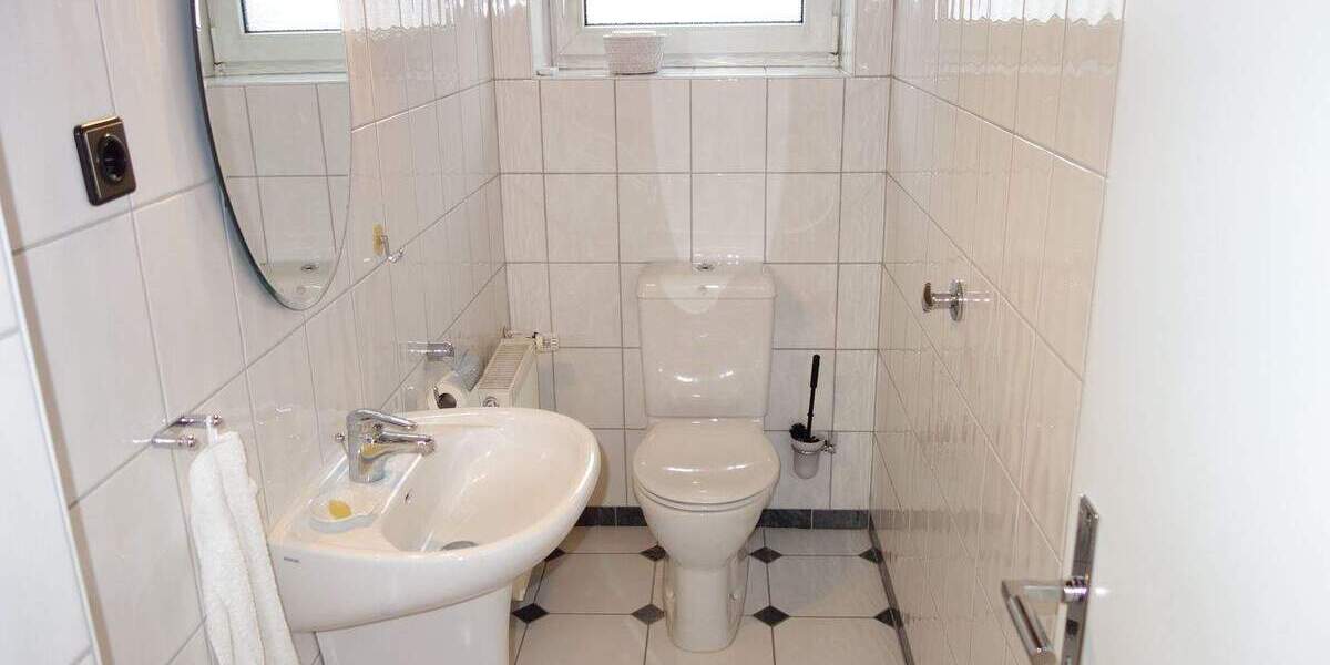 Einfamilienhaus Düsseldorf Hassels - 4 Zimmer, 128 m&sup2;, 600.000&euro; | Angebot:25665200