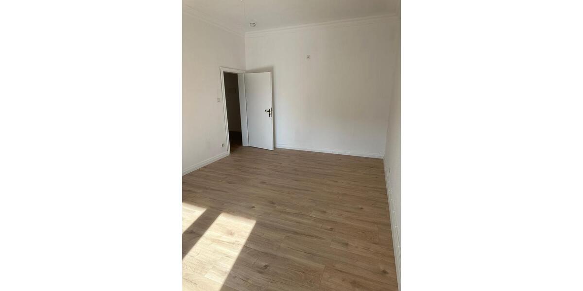 Etagenwohnung Duisburg Duisburg-Mitte - 3 Zimmer, 95 m&sup2;, 1.406&euro; | Angebot:25854410