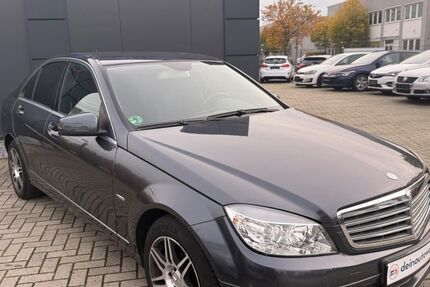 Mercedes-Benz C 200 184.000 km 7.900 &euro; Dormagen 41540
