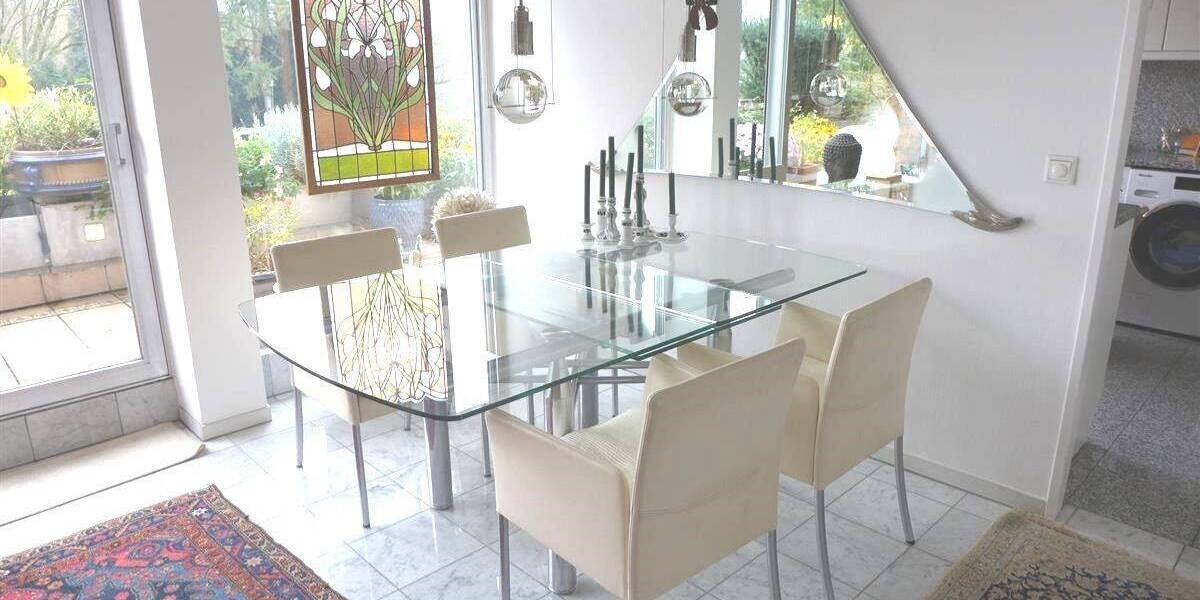 Etagenwohnung Krefeld Cracau - 6 Zimmer, 193 m&sup2;, 379.000&euro; | Angebot:25686084