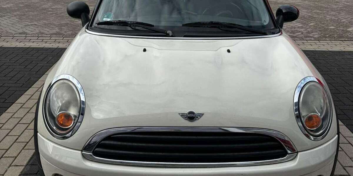 Mini One 176.043 km 2.899 &euro; Straelen, Stadt 47638