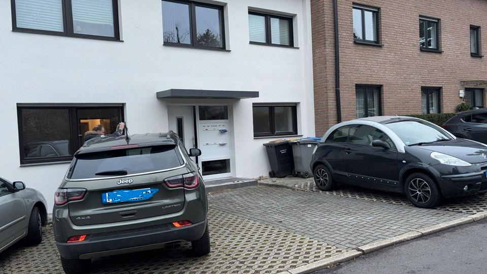 Erdgeschoßwohnung Mettmann - 3 Zimmer, 90 m&sup2;, 1.300&euro; | Angebot:26675445