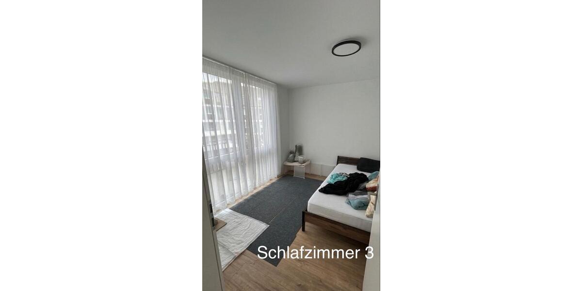 Etagenwohnung Duisburg Mittelmeiderich - 4 Zimmer, 93 m&sup2;, 1.150&euro; | Angebot:26014772