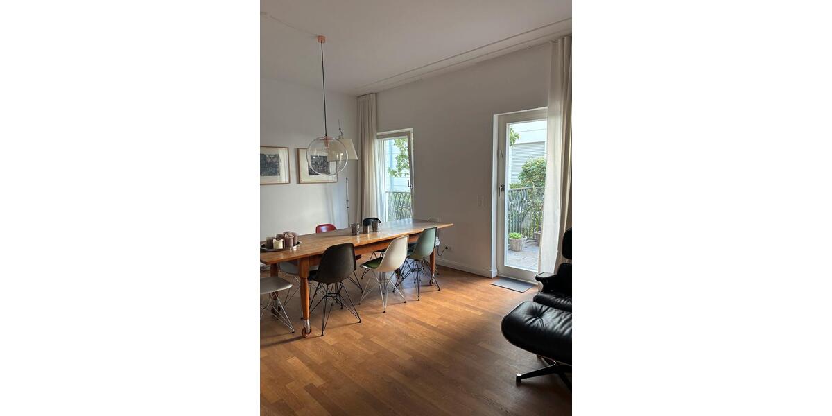 Etagenwohnung Düsseldorf Heerdt - 5 Zimmer, 198 m&sup2;, 1.500.000&euro; | Angebot:27109945
