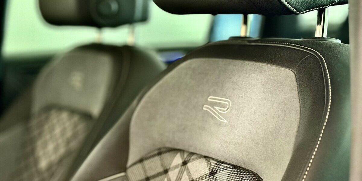 VW Tiguan R-Line / Pano / Kamera / KeylessGO 29.000 km 40.990 &euro; Mönchengladbach 41066