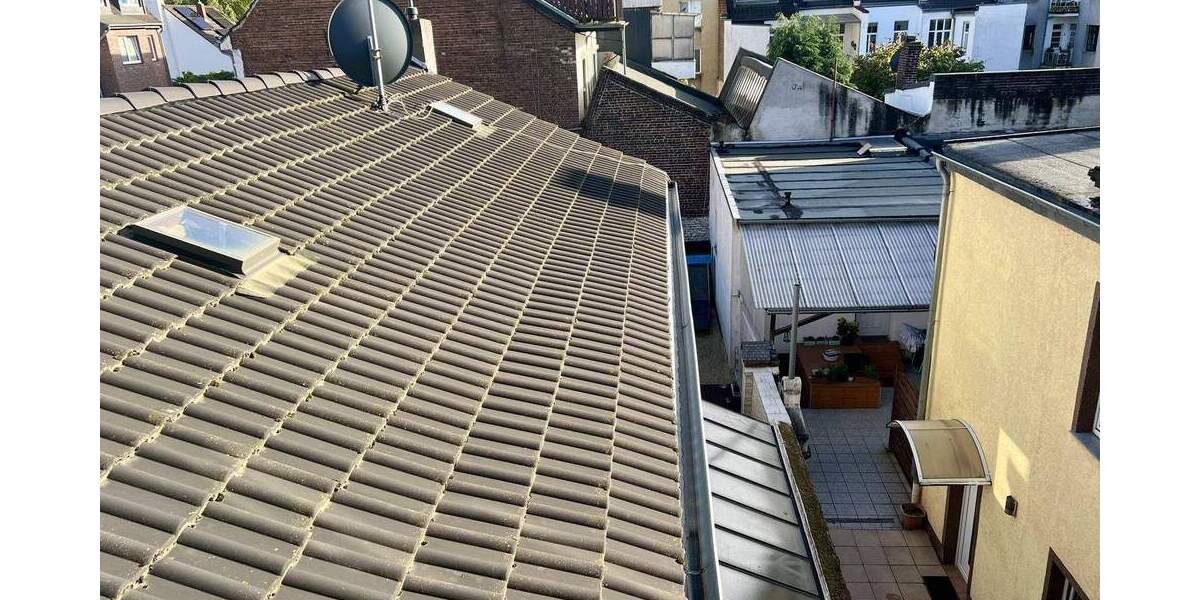 Mehrfamilienhaus, Wohnhaus Krefeld Stadtmitte - 5 Zimmer, 140 m&sup2;, 249.000&euro; | Angebot:25776323