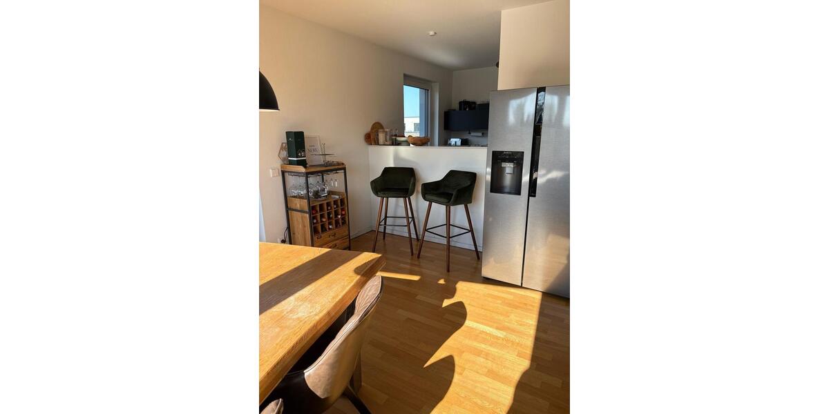 Dachgeschoßwohnung Düsseldorf Oberbilk - 3 Zimmer, 110 m&sup2;, 2.370&euro; | Angebot:26586394